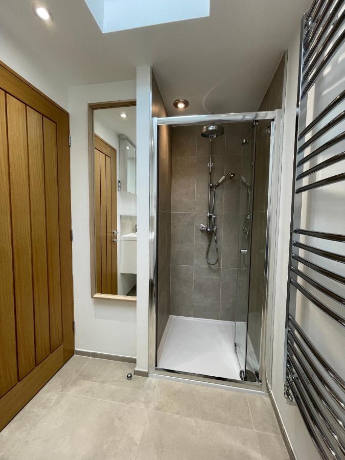 Apartament Whitley Old Garage Zewnętrze zdjęcie
